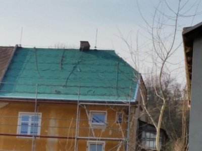 Rekonstrukce střechy v Povrlech