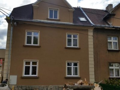Rekonstrukce střechy v Povrlech