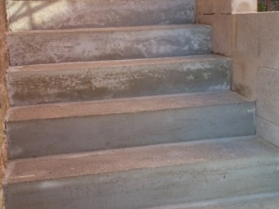 Zhotovení schodů a opěrných zdí v Přípeři