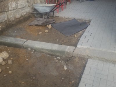Zhotovení schodů a opěrných zdí v Přípeři
